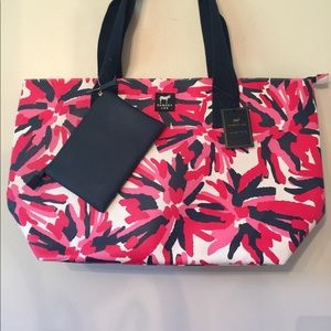 Dabney LEE tote size 22x13.  Vinyl feel. Beach